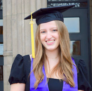 Meet your Posher, Hannah